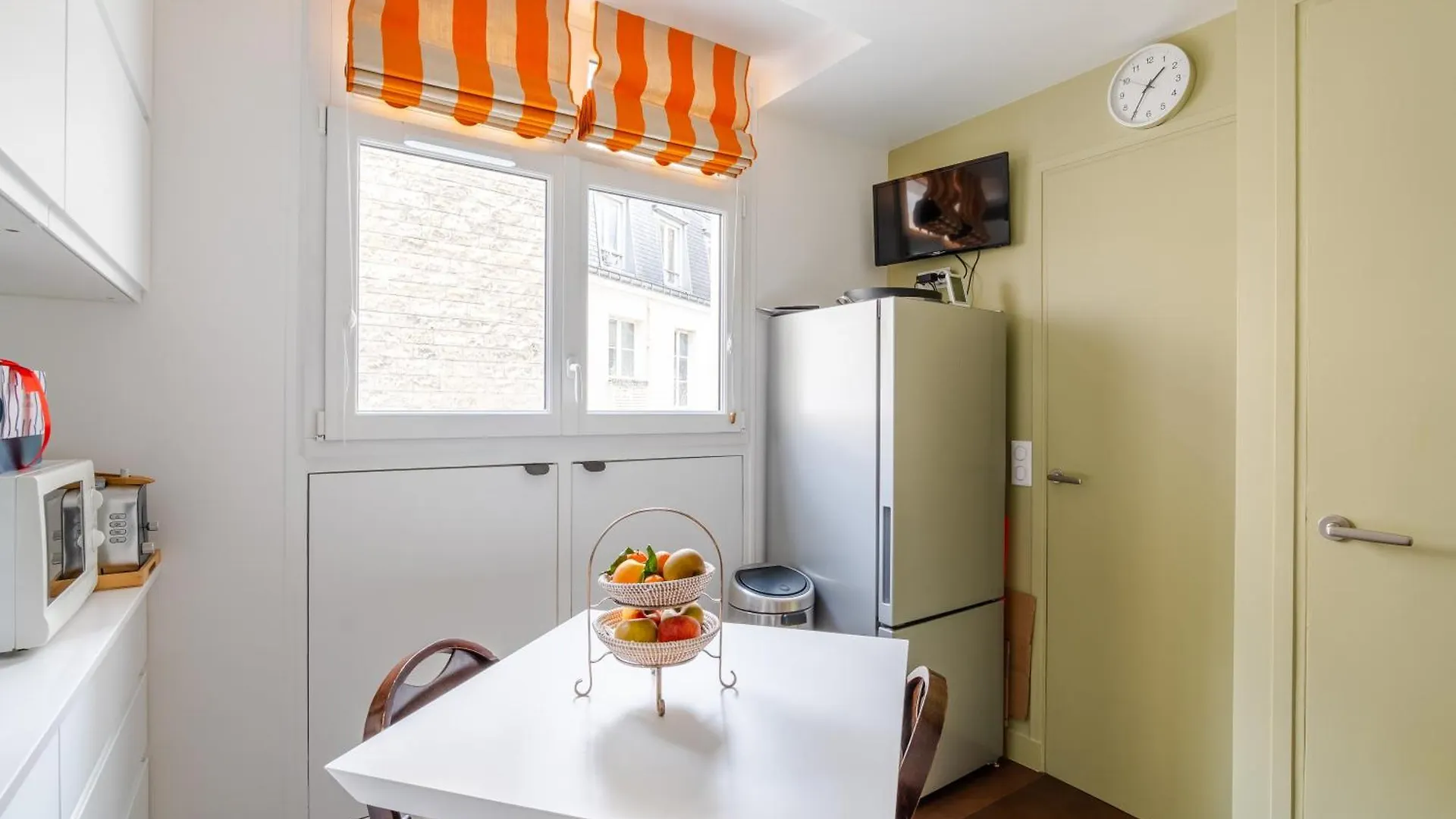 Veeve - Culture And Colour Apartment Paris France
