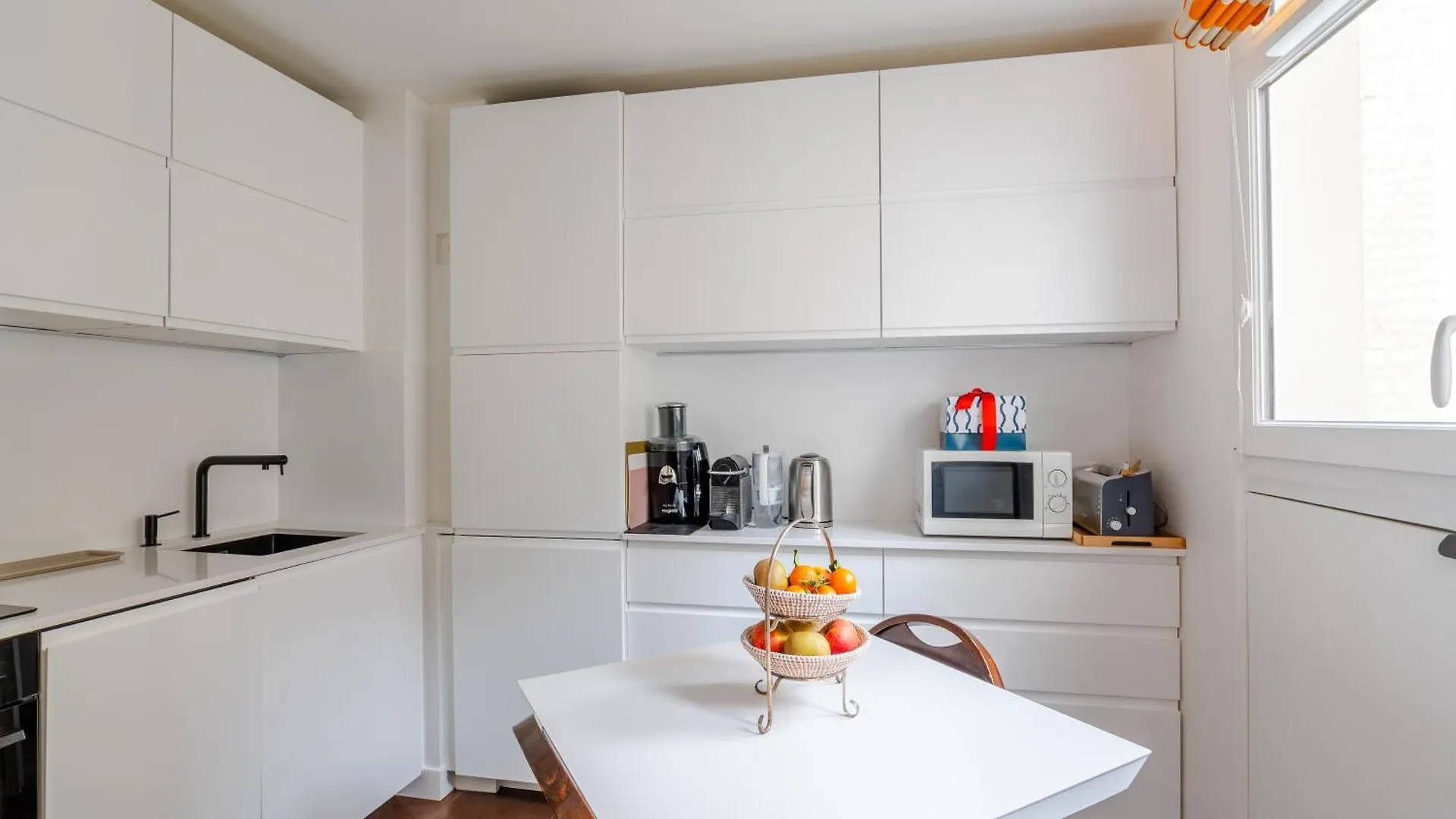 Veeve - Culture And Colour Apartment Paris 0*,  France